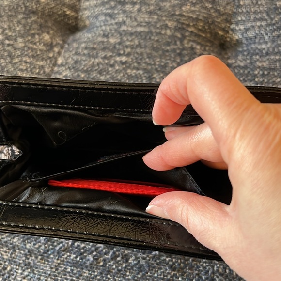 Vera Bradley Clutch - Picture 6 of 6